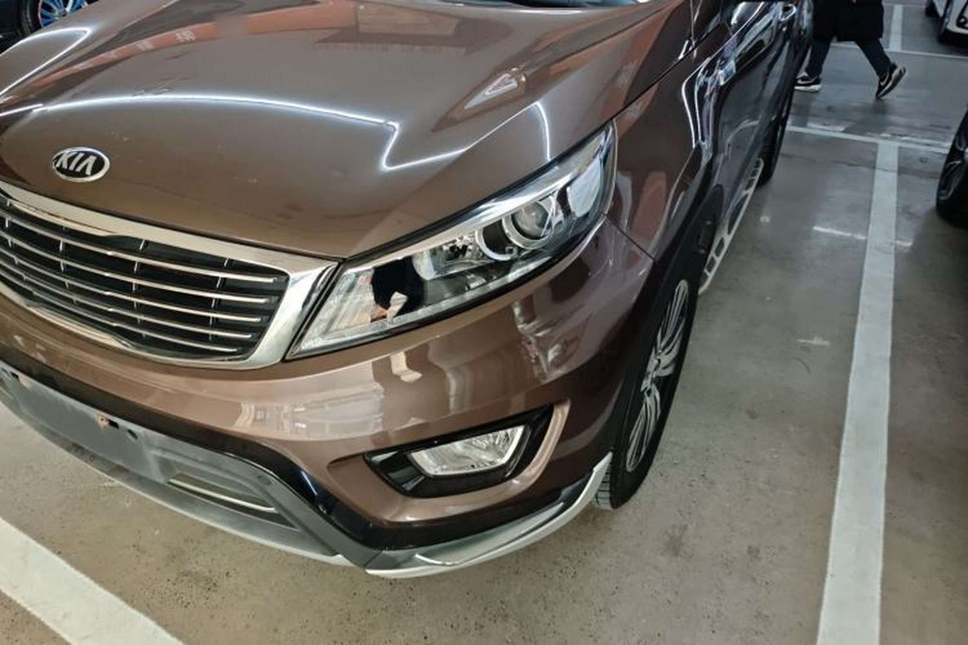 Used Kia Sportage R 2015 2.0L Automatic Two-Wheel Drive DLX Model Left Front Headlight