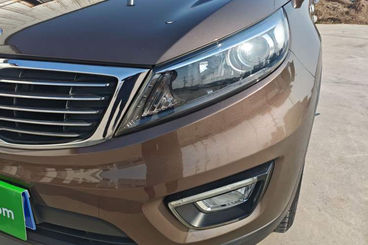 Used Kia Sportage R 2015 2.0L Automatic Two-Wheel Drive GL Left Front Headlight