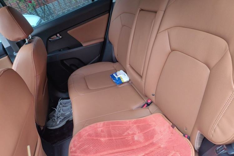 Used Kia Sportage R 2015 2.0L Automatic Two-Wheel Drive DLX Model Left Rear Seat