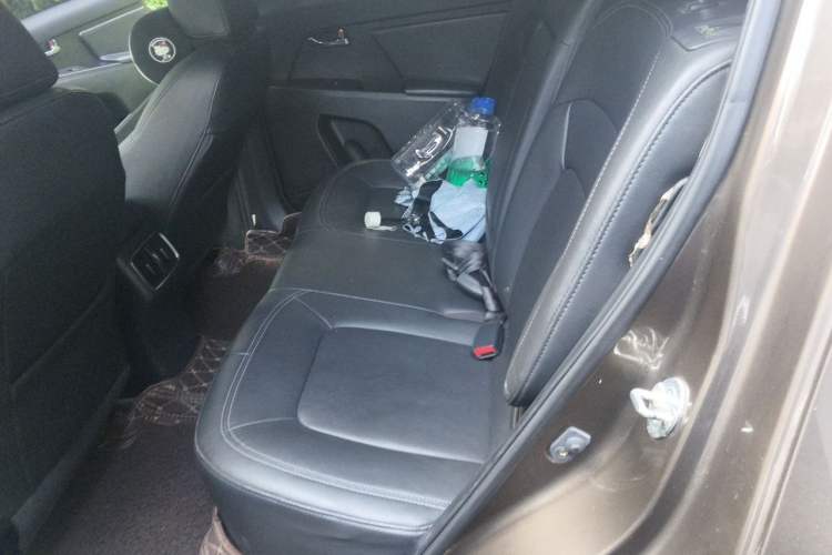 Used Kia Sportage R 2015 2.0L Automatic Two-Wheel Drive DLX Model Left Rear Seat
