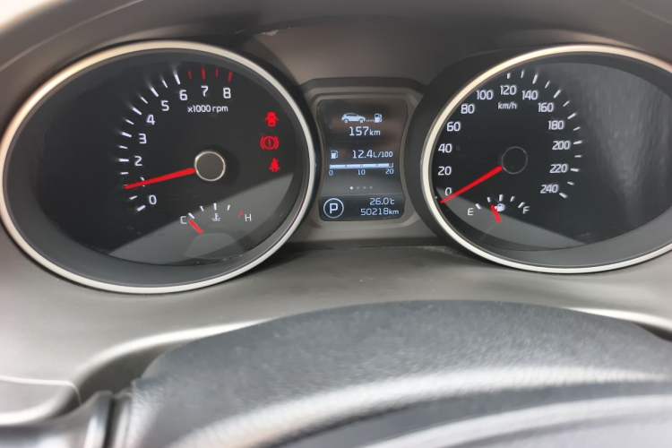 Used Kia Sportage R 2015 2.0L Automatic Two-Wheel Drive GLS Odometer Close Up