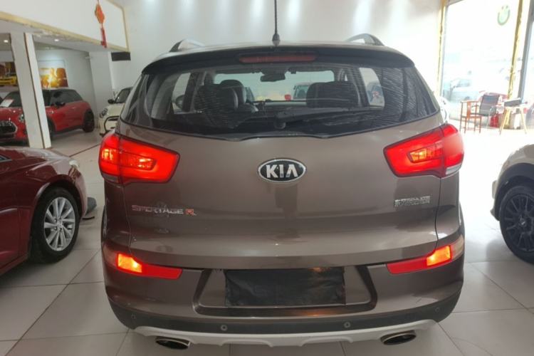 Used Kia Sportage R 2015 2.0L Automatic Two-Wheel Drive DLX Model Rear