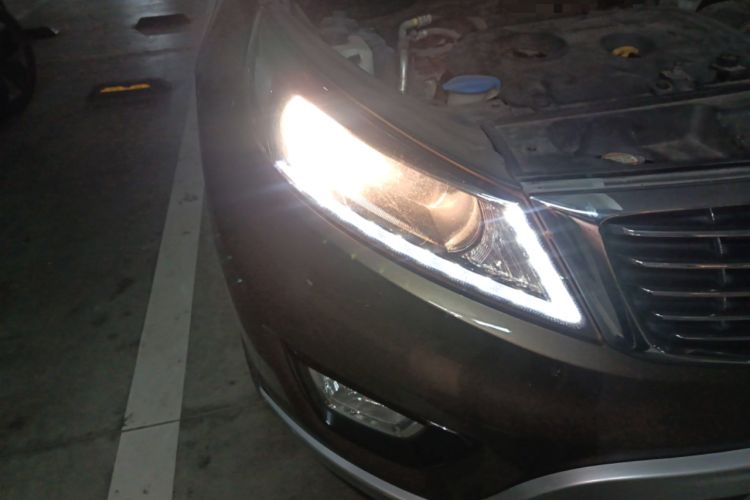 Used Kia Sportage R 2015 2.0L Automatic Two-Wheel Drive GLS Right Front Headlight