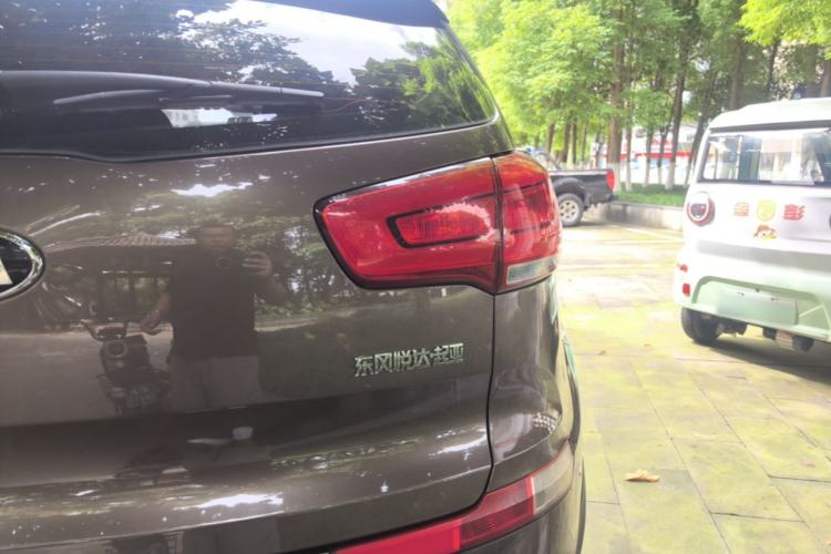 Used Kia Sportage R 2015 2.0L Automatic Two-Wheel Drive GL Right Rear Taillight