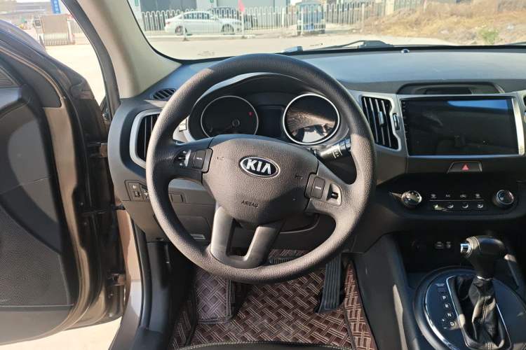 Used Kia Sportage R 2015 2.0L Automatic Two-Wheel Drive GL Steering Wheel