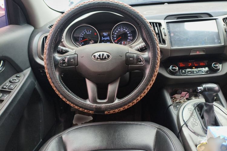Used Kia Sportage R 2015 2.0L Automatic Two-Wheel Drive DLX Model Steering Wheel