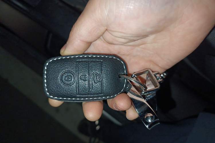 Used Kia Sportage R 2015 2.0L Automatic Two-Wheel Drive GLS Vehicle Key