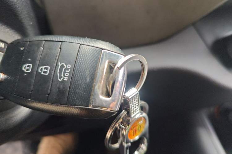 Used Kia Sportage R 2015 2.0L Automatic Two-Wheel Drive GL Vehicle Key