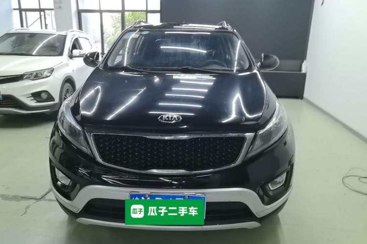 Used Kia Sportage R 2016 2.0L Manual Two-Wheel Drive GL Trim Front