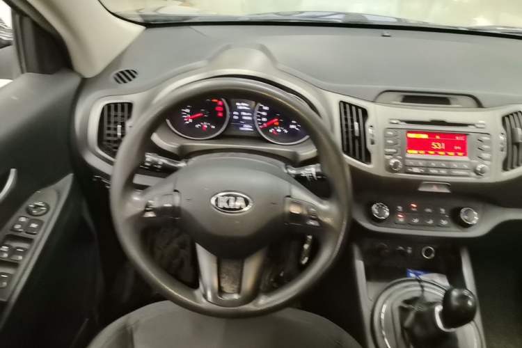 Used Kia Sportage R 2016 2.0L Manual Two-Wheel Drive GL Trim Steering Wheel