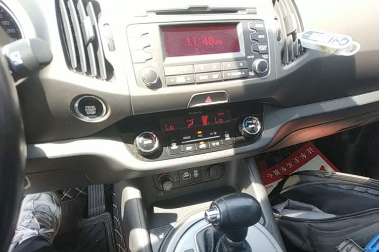 Used Kia Sportage R 2016 2.0L Automatic Two-Wheel Drive DLX Audio And AC Panel