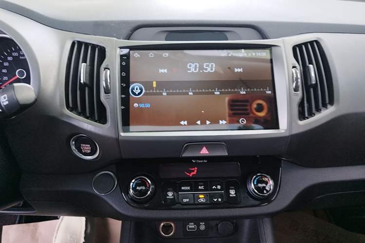 Used Kia Sportage R 2016 2.0L Automatic Two-Wheel Drive DLX Audio And AC Panel