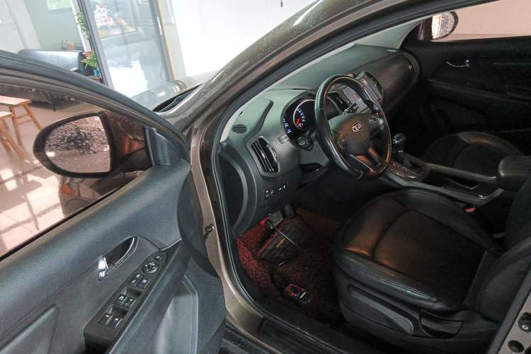 Used Kia Sportage R 2016 2.0L Automatic Two-Wheel Drive GLS Trim Driver Seat