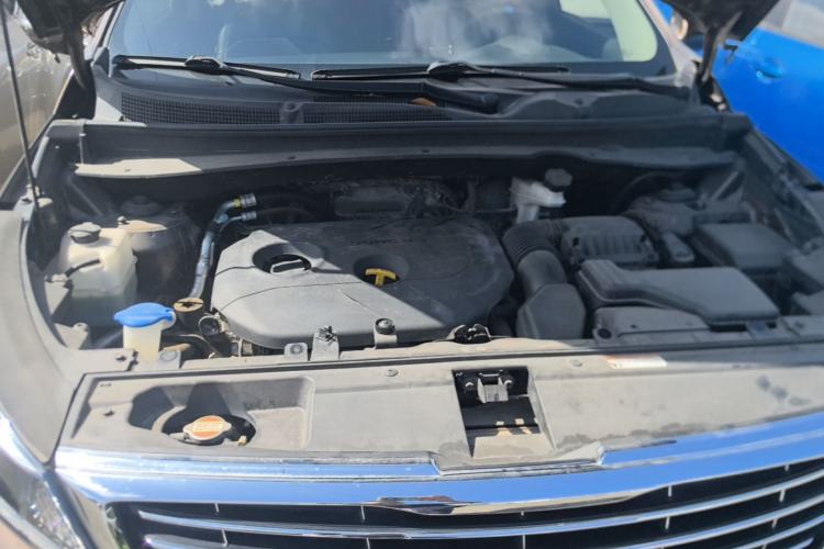 Used Kia Sportage R 2016 2.0L Automatic Two-Wheel Drive GLS Trim Engine Bay