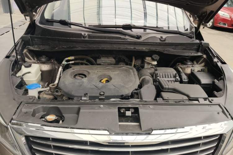 Used Kia Sportage R 2016 2.0L Automatic Two-Wheel Drive DLX Engine Bay