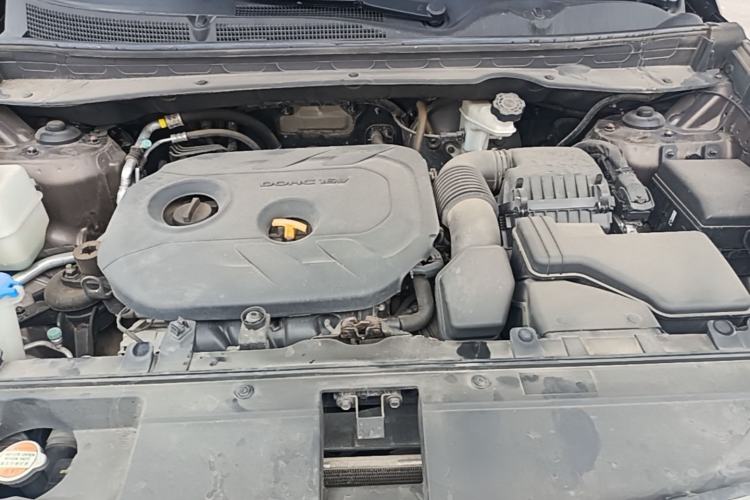 Used Kia Sportage R 2016 2.0L Automatic Two-Wheel Drive DLX Engine Bay