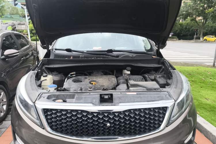 Used Kia Sportage R 2016 2.0L Automatic Two-Wheel Drive GL Engine Bay