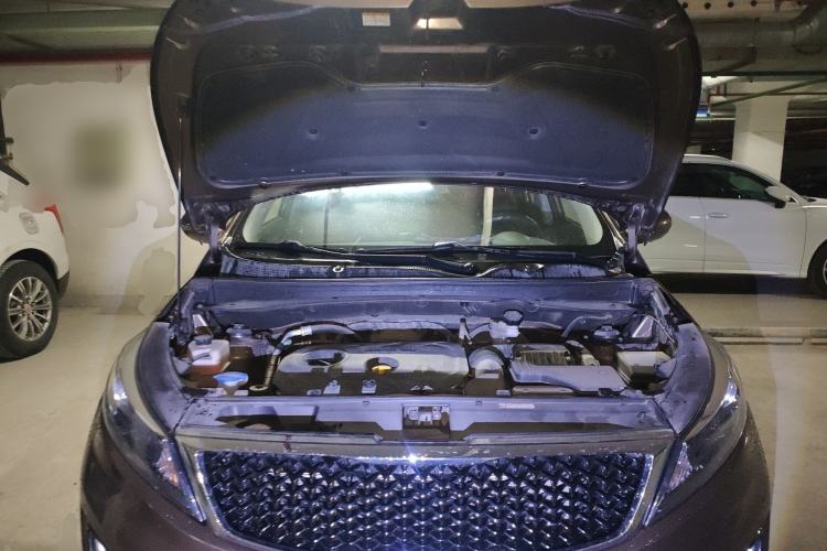 Used Kia Sportage R 2016 2.0L Automatic Two-Wheel Drive GL Engine Bay