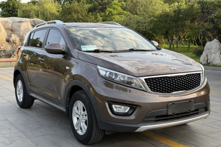 Used Kia Sportage R 2016 2.0L Automatic Two-Wheel Drive GL Exterior 1