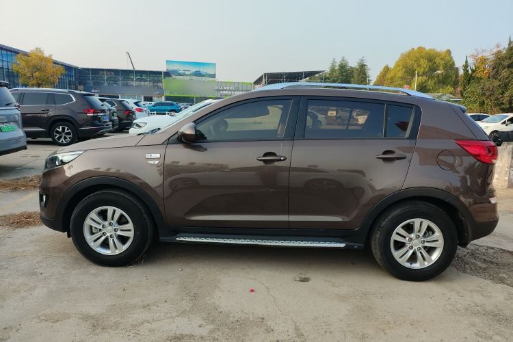 Used Kia Sportage R 2016 2.0L Automatic Two-Wheel Drive GL Exterior 3