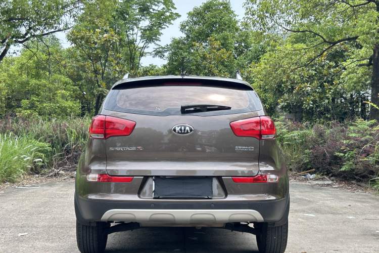 Used Kia Sportage R 2016 2.0L Automatic Two-Wheel Drive GL Exterior 4
