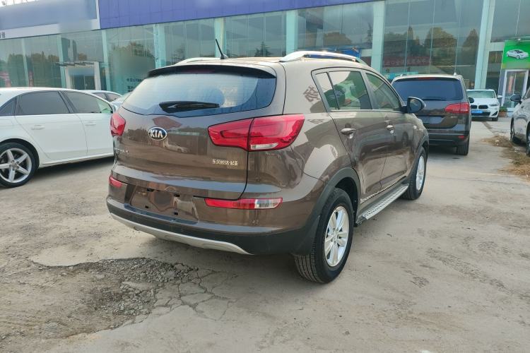 Used Kia Sportage R 2016 2.0L Automatic Two-Wheel Drive GL Exterior 5