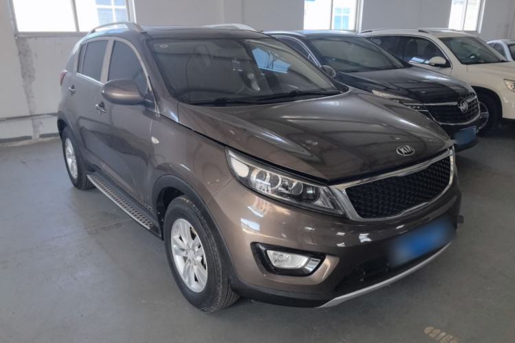 Used Kia Sportage R 2016 2.0L Automatic Two-Wheel Drive GL Front Right 45 Deg