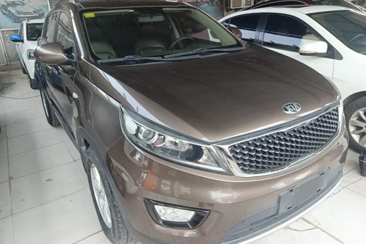 Used Kia Sportage R 2016 2.0L Automatic Two-Wheel Drive GL Front Right 45 Deg
