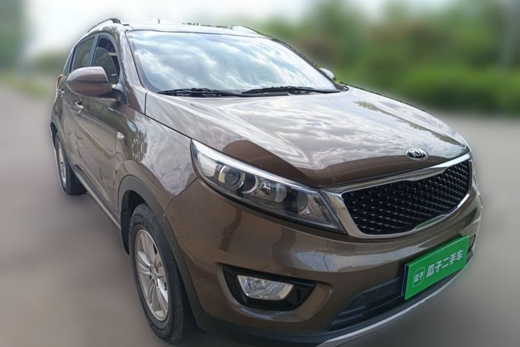 Used Kia Sportage R 2016 2.0L Automatic Two-Wheel Drive GL Front Right 45 Deg