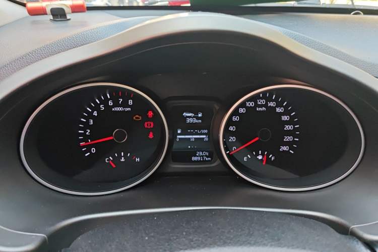 Used Kia Sportage R 2016 2.0L Manual Two-Wheel Drive GL Trim Instrument Cluster