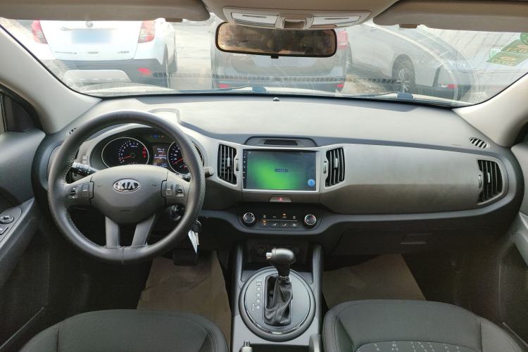 Used Kia Sportage R 2016 2.0L Automatic Two-Wheel Drive GL Interior 2