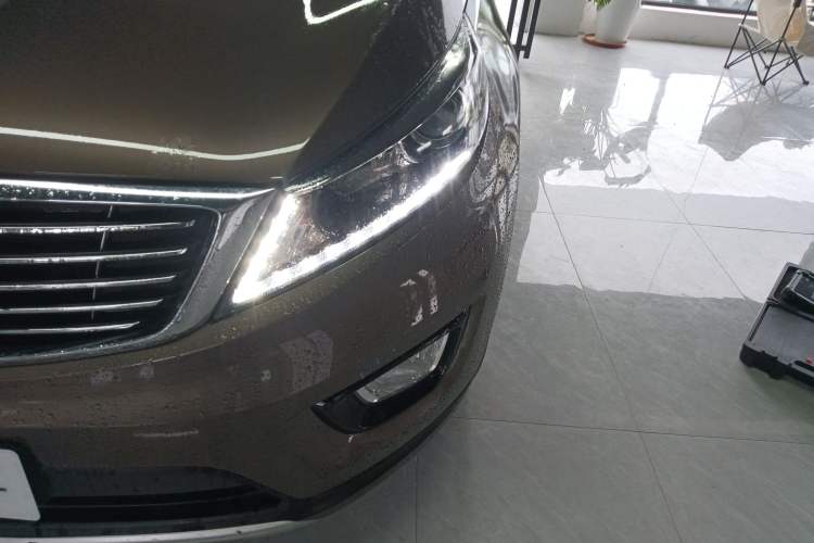 Used Kia Sportage R 2016 2.0L Automatic Two-Wheel Drive GLS Trim Left Front Headlight