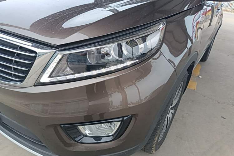 Used Kia Sportage R 2016 2.0L Automatic Two-Wheel Drive DLX Left Front Headlight