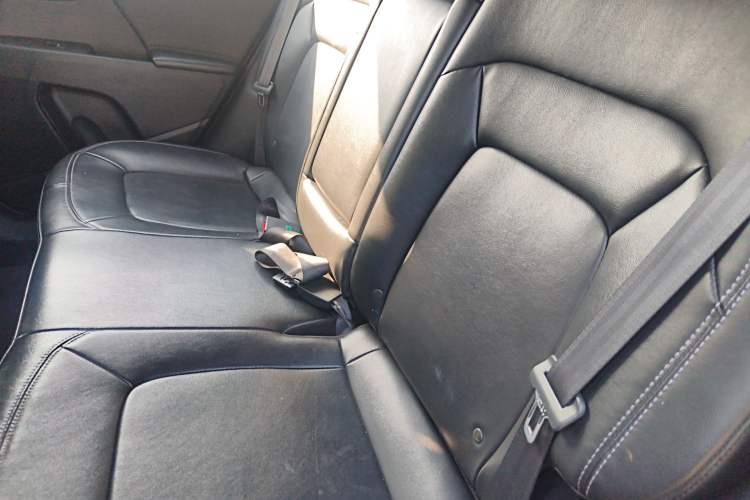 Used Kia Sportage R 2016 2.0L Automatic Two-Wheel Drive DLX Left Rear Seat