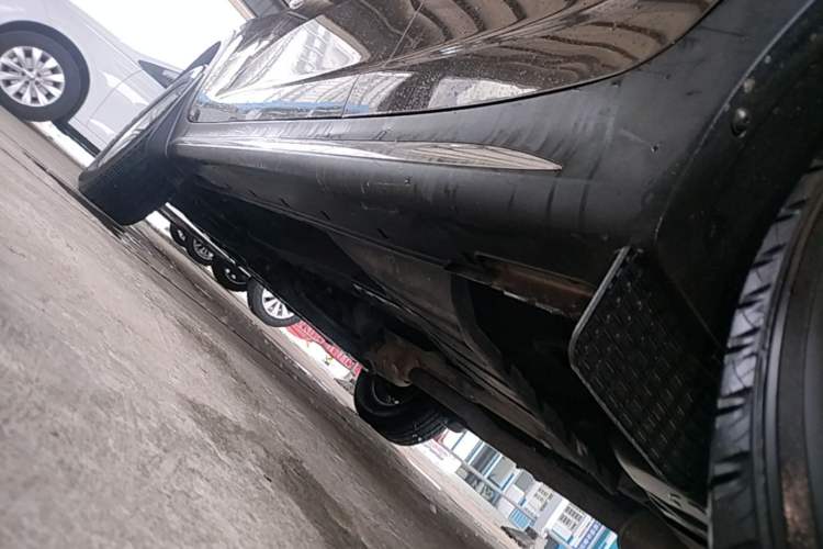 Used Kia Sportage R 2016 2.0L Manual Two-Wheel Drive GL Trim Left Side Sill