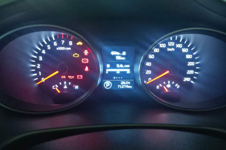 Used Kia Sportage R 2016 2.0L Automatic Two-Wheel Drive GL Odometer Close Up