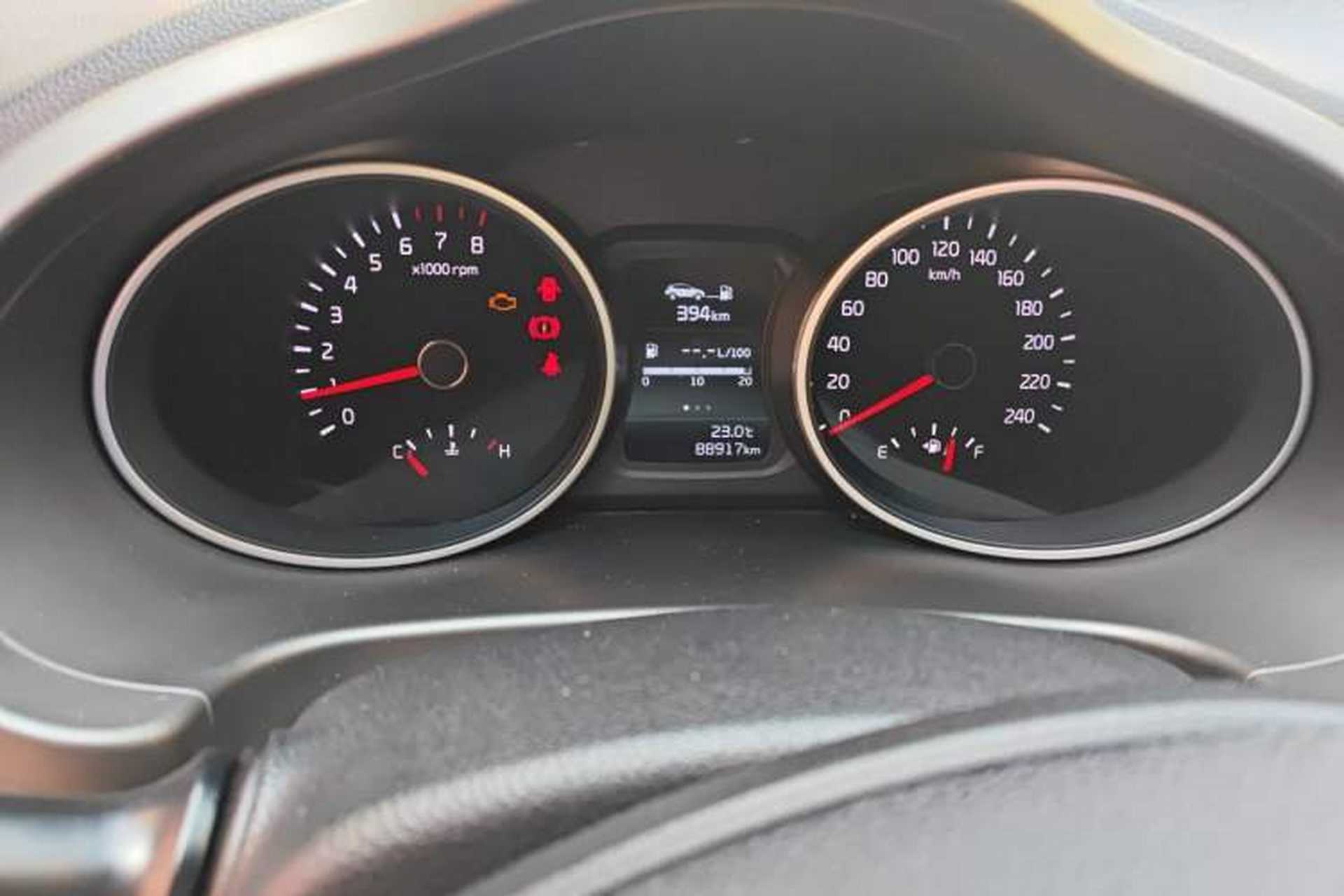 Used Kia Sportage R 2016 2.0L Manual Two-Wheel Drive GL Trim Odometer Close Up