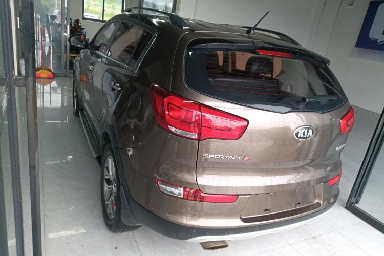 Used Kia Sportage R 2016 2.0L Automatic Two-Wheel Drive GLS Trim Rear Left 45 Deg