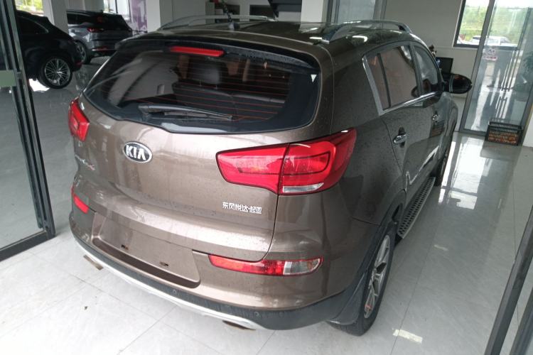 Used Kia Sportage R 2016 2.0L Automatic Two-Wheel Drive GLS Trim Rear Right 45 Deg