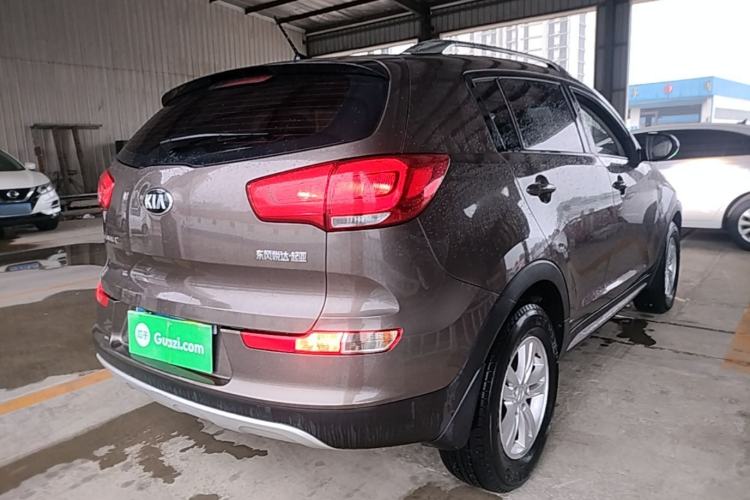 Used Kia Sportage R 2016 2.0L Manual Two-Wheel Drive GL Trim Rear Right 45 Deg