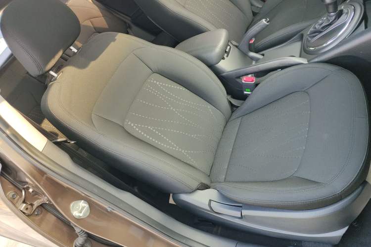 Used Kia Sportage R 2016 2.0L Automatic Two-Wheel Drive GL Right Front Seat