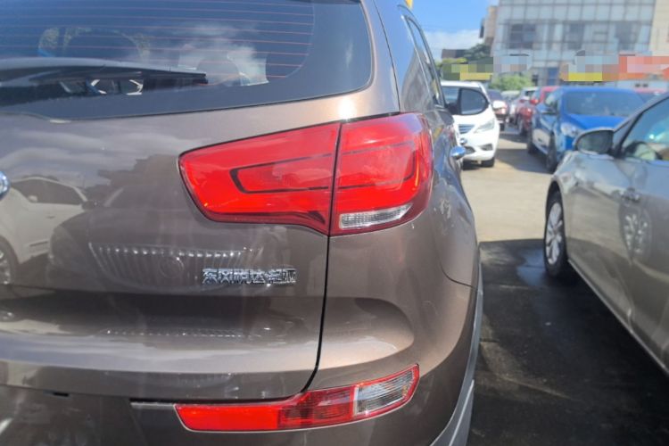 Used Kia Sportage R 2016 2.0L Automatic Two-Wheel Drive GLS Trim Right Rear Taillight