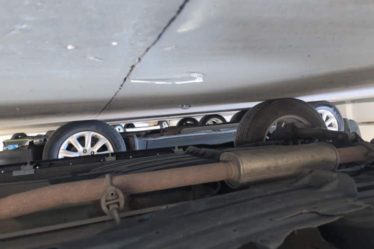 Used Kia Sportage R 2016 2.0L Automatic Two-Wheel Drive GL Right Side Sill