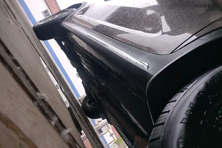 Used Kia Sportage R 2016 2.0L Manual Two-Wheel Drive GL Trim Right Side Sill