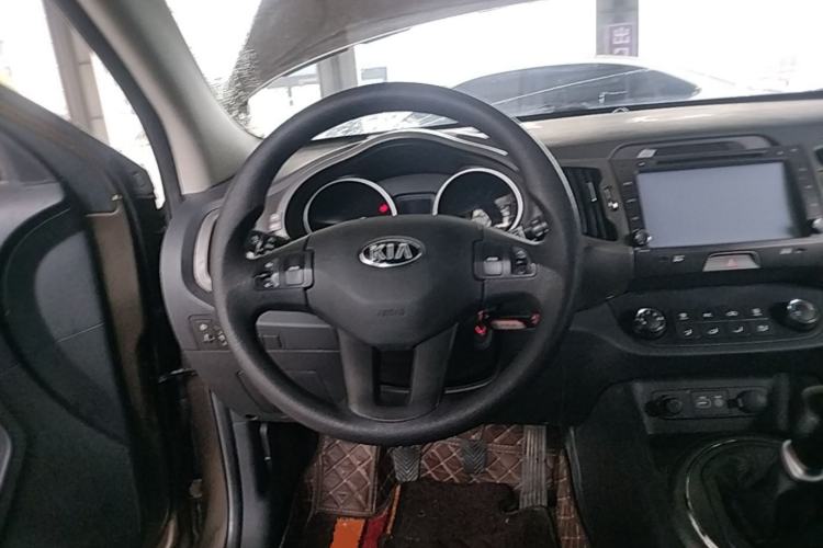Used Kia Sportage R 2016 2.0L Manual Two-Wheel Drive GL Trim Steering Wheel