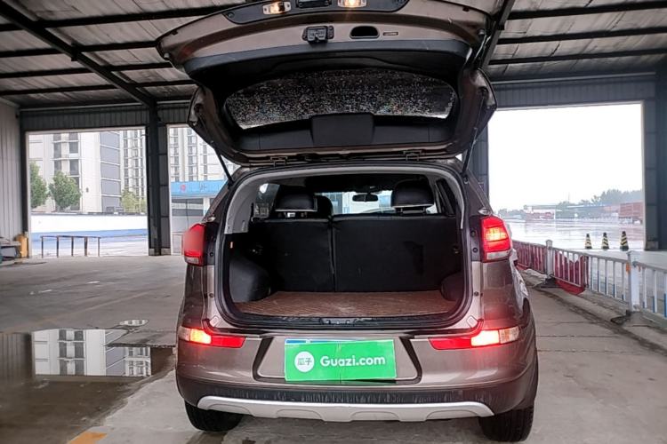 Used Kia Sportage R 2016 2.0L Manual Two-Wheel Drive GL Trim Trunk