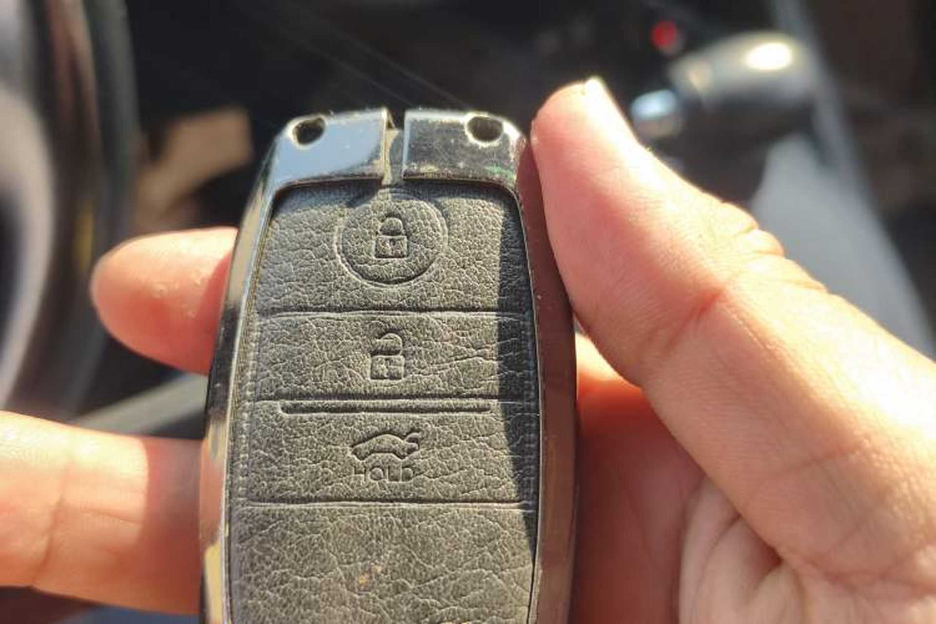 Used Kia Sportage R 2016 2.0L Automatic Two-Wheel Drive DLX Vehicle Key
