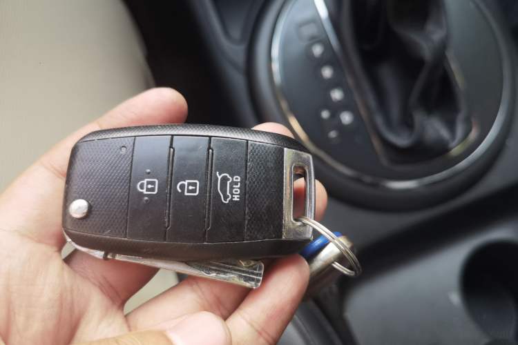 Used Kia Sportage R 2016 2.0L Automatic Two-Wheel Drive GL Vehicle Key