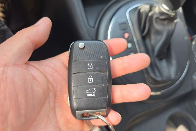 Used Kia Sportage R 2016 2.0L Automatic Two-Wheel Drive GL Vehicle Key