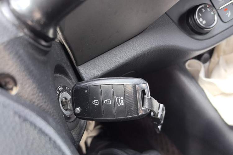 Used Kia Sportage R 2016 2.0L Automatic Two-Wheel Drive GL Vehicle Key
